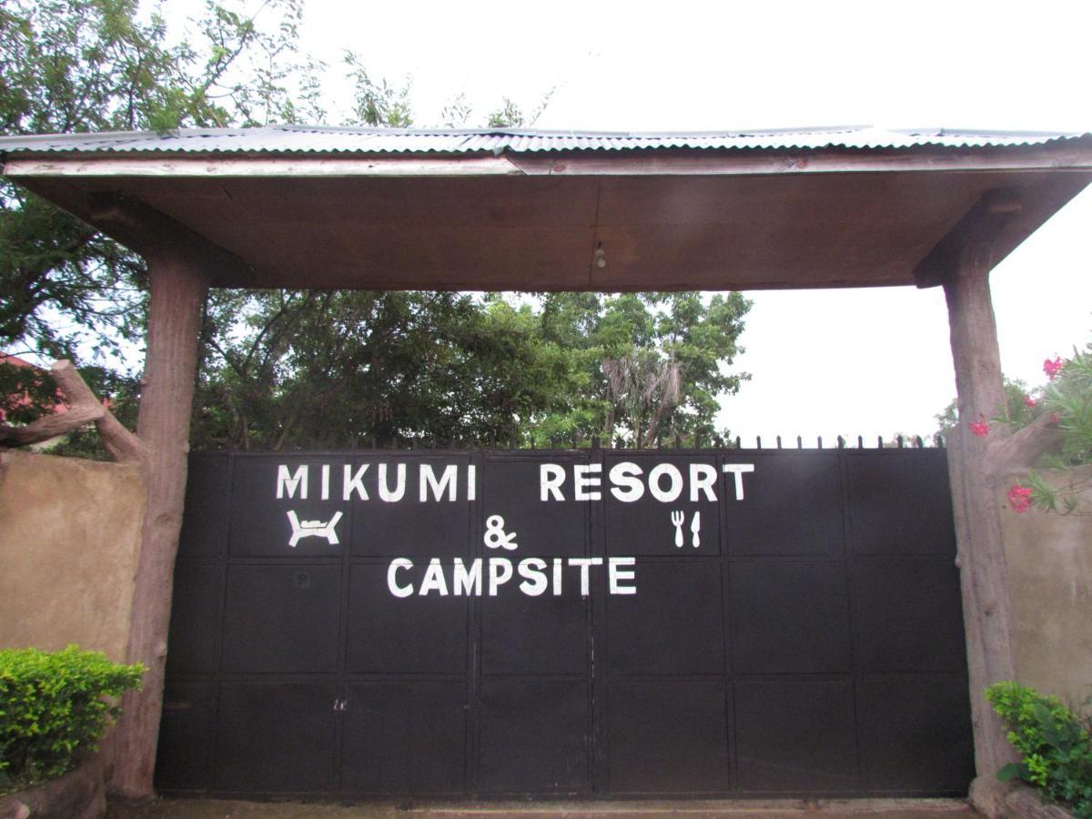 Mikumi Resort Hotel エクステリア 写真